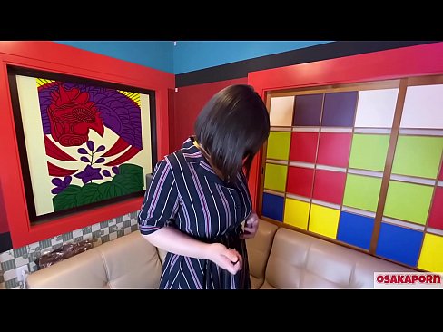 ❤️ Cutie Japanese nwere nnukwu nnụnnụ tit na-eji ihe ụmụaka egwuri egwu na-enwe mmekọahụ na-emetọ onwe ya ma nwee orgasm. Ọ na-ekwu na N'ajụjụ ọnụ banyere ya iberibe ahụmahụ. Nnukwu nnụnnụ tit na ọtụ ntutu na-asụ ude nke ukwuu. Osakaporn ☑ Ihe na-akpali agụụ mmekọahụ n'ụlọ